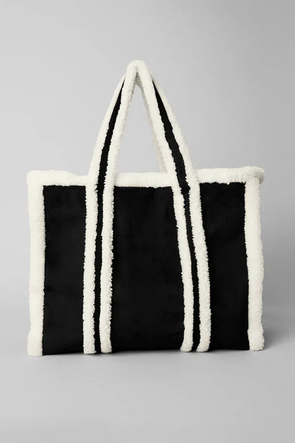 Winterfun Tote Bag