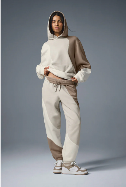 Set van sweater en sportbroek